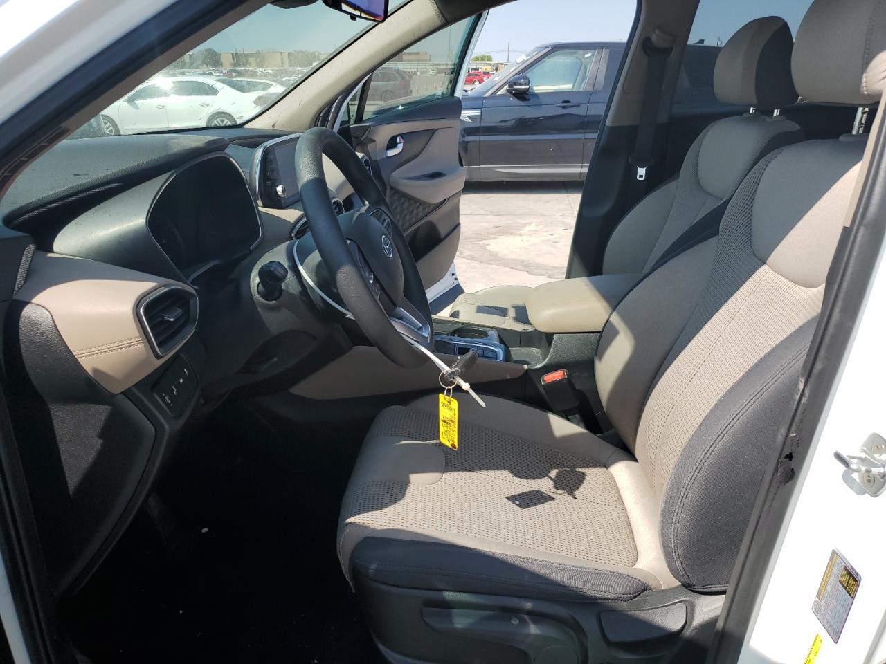 5NMS23AD4KH124281 2019 Hyundai Santa Fe Se