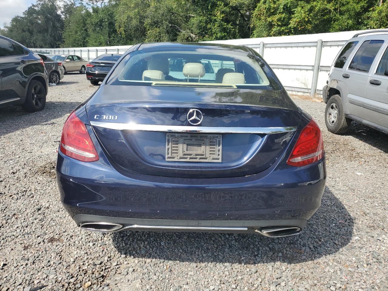 2015 Mercedes-Benz C 300 VIN: 55SWF4JB7FU065128 Lot: 71191704