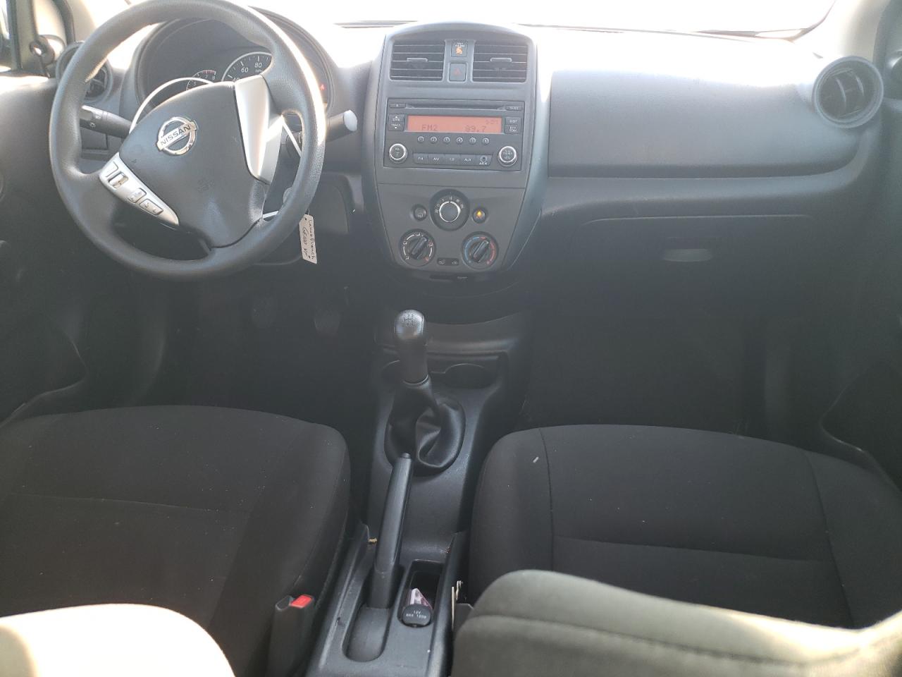 3N1CN7AP4FL830983 2015 Nissan Versa S