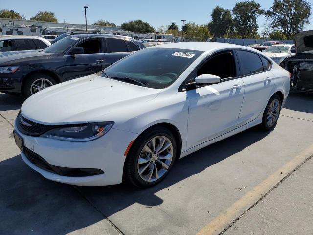 2015 Chrysler 200 S na sprzedaż w Sacramento, CA - Side