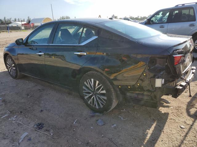 1N4BL4DV3RN324756 Nissan Altima SV 2