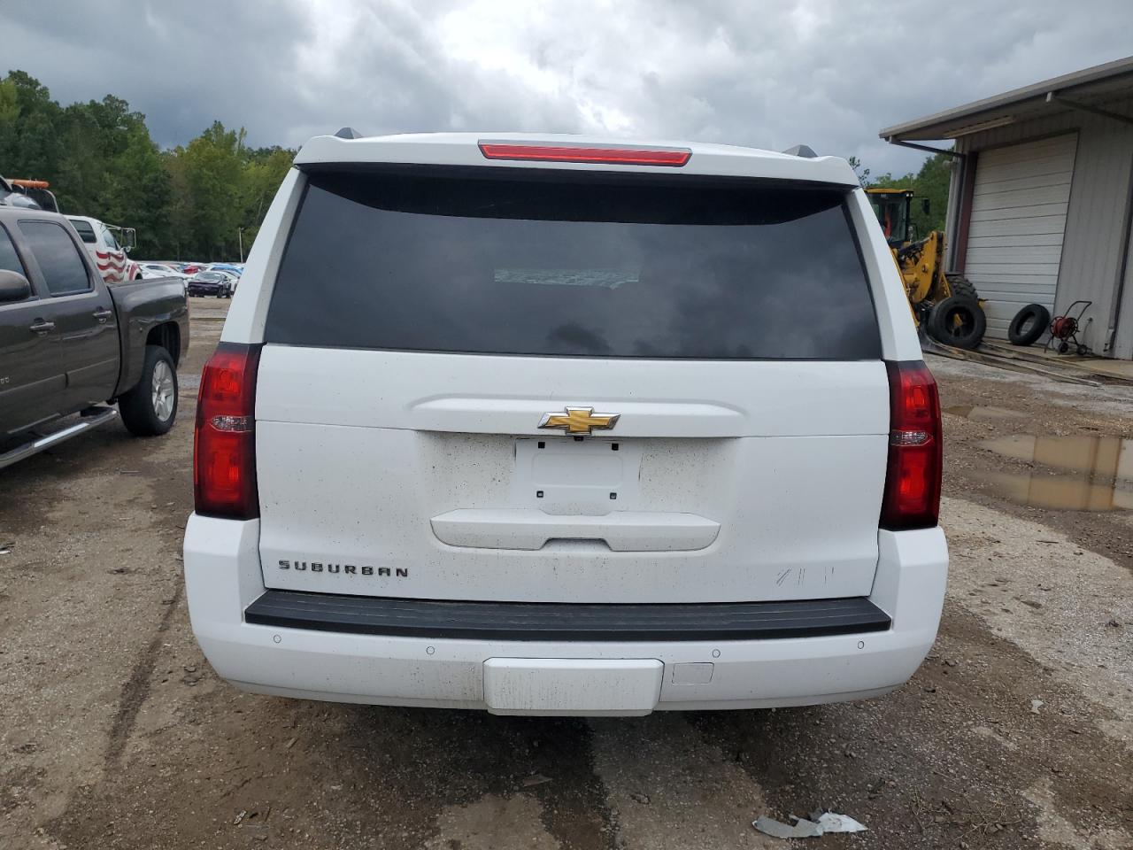 1GNSCHKC5JR201998 2018 Chevrolet Suburban C1500 Lt