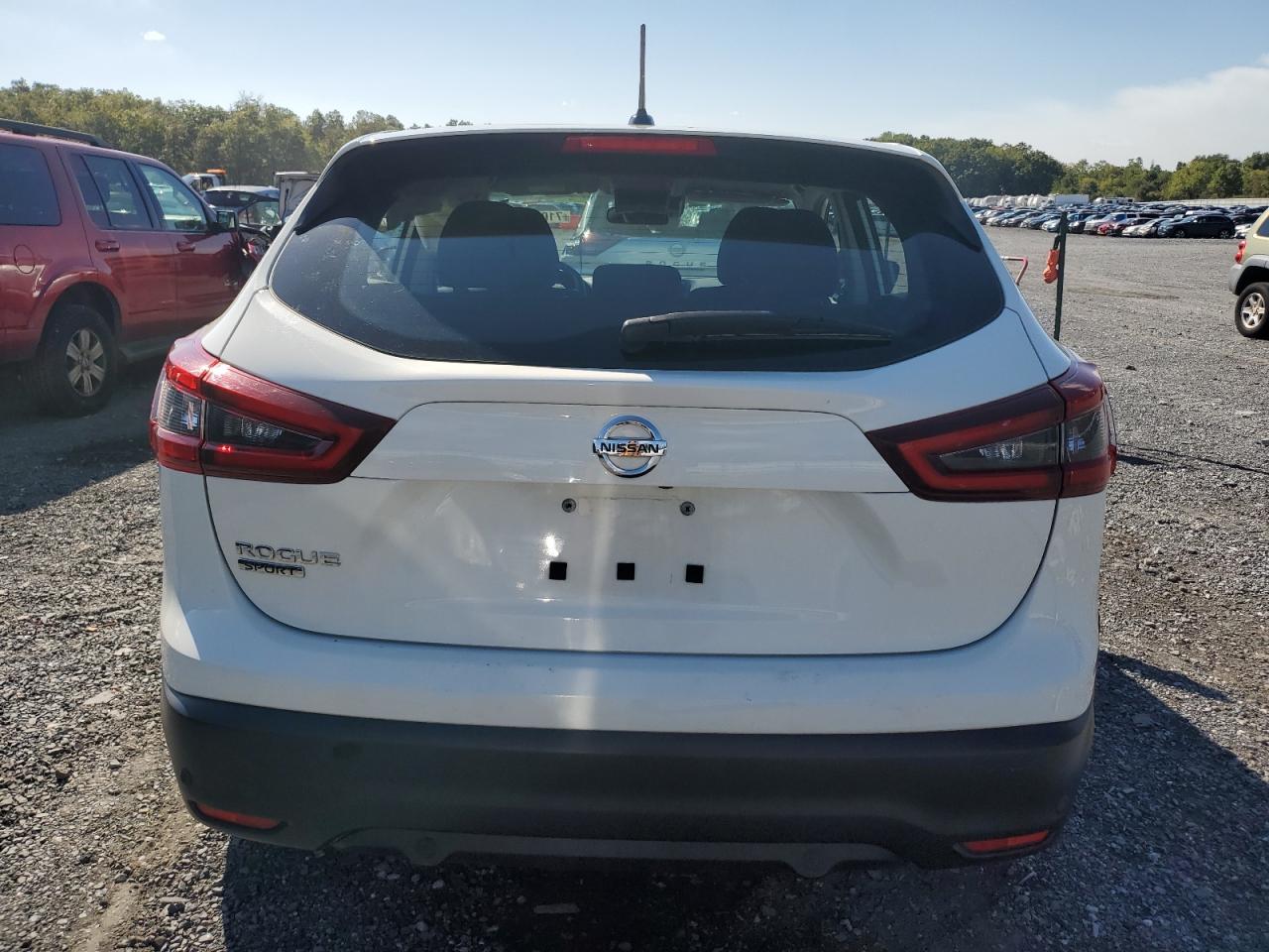 2021 Nissan Rogue Sport S VIN: JN1BJ1AVXMW301578 Lot: 71010004