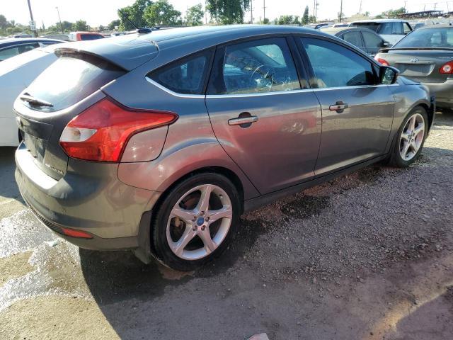 Хэтчбеки FORD FOCUS 2012 Серый