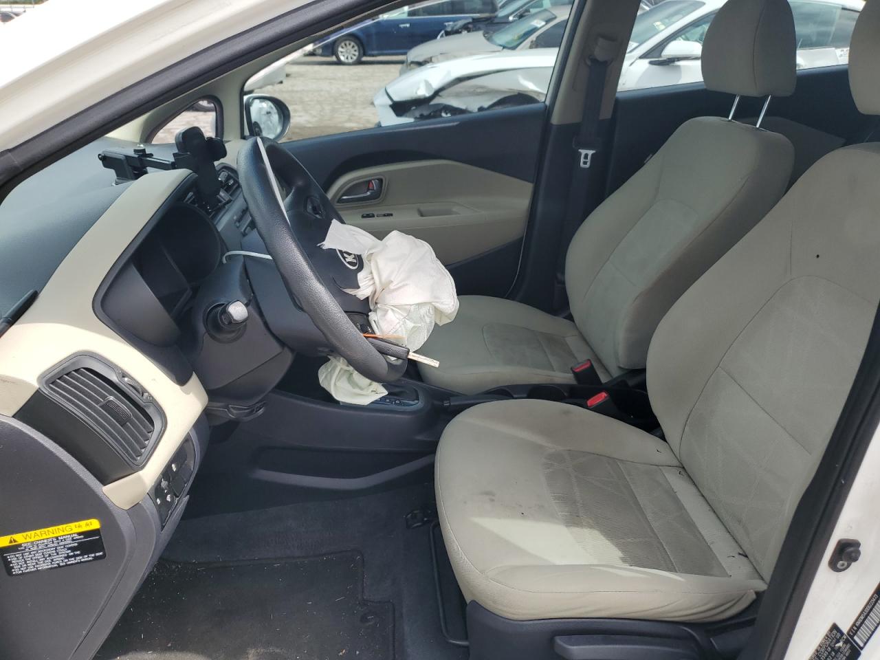 2013 Kia Rio - Image 7