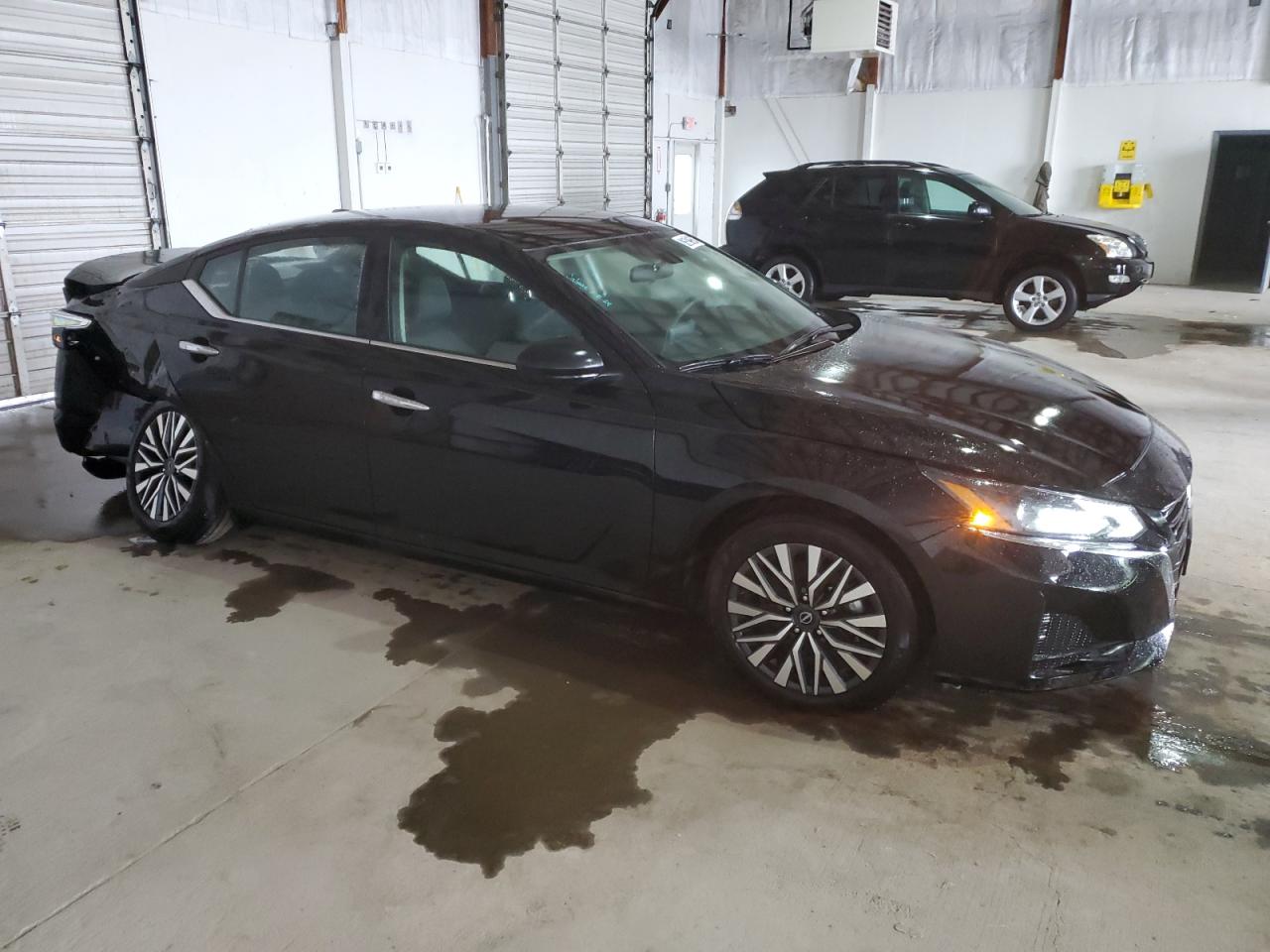 2024 Nissan Altima - Image 4