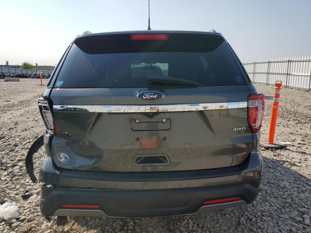 1FM5K8D85KGA57556 2019 Ford Explorer Xlt