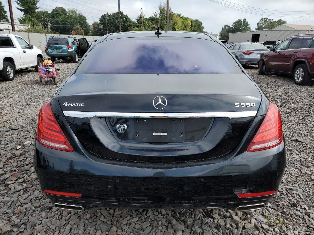 2017 Mercedes-Benz S 550 4Matic VIN: WDDUG8FB5HA311990 Lot: 70193044