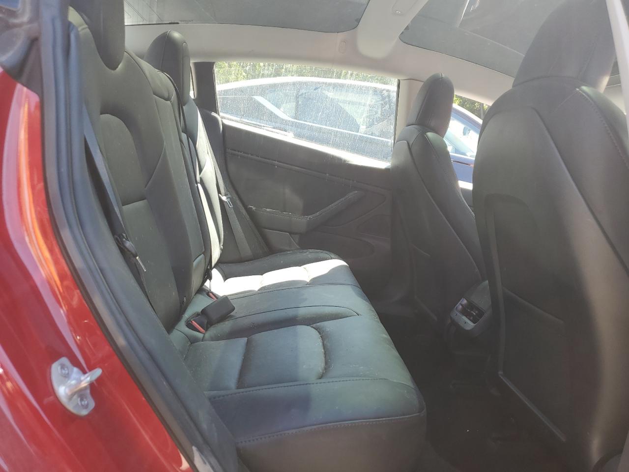 5YJ3E1EB5JF145584 2018 Tesla Model 3