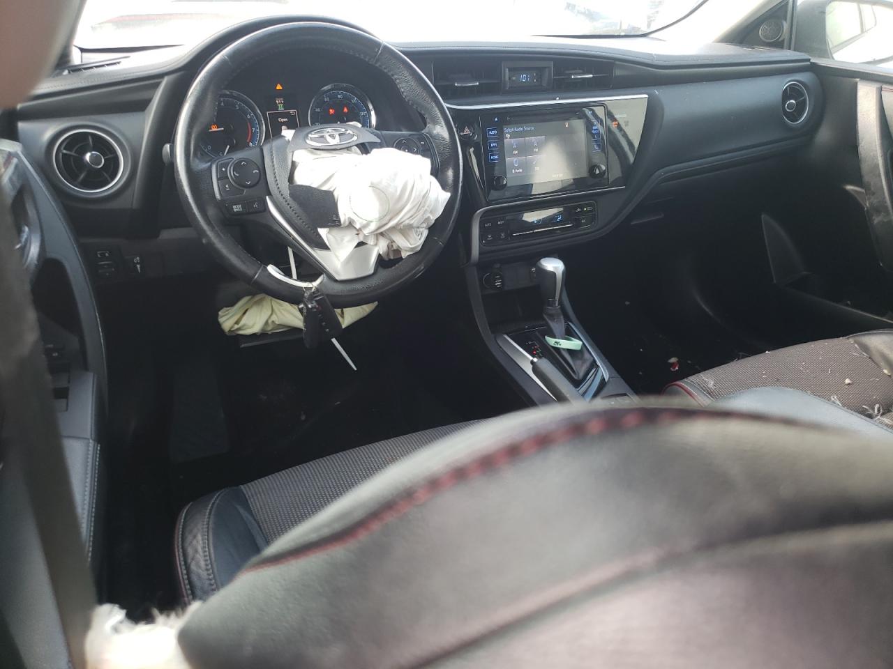 2017 Toyota Corolla - Image 8