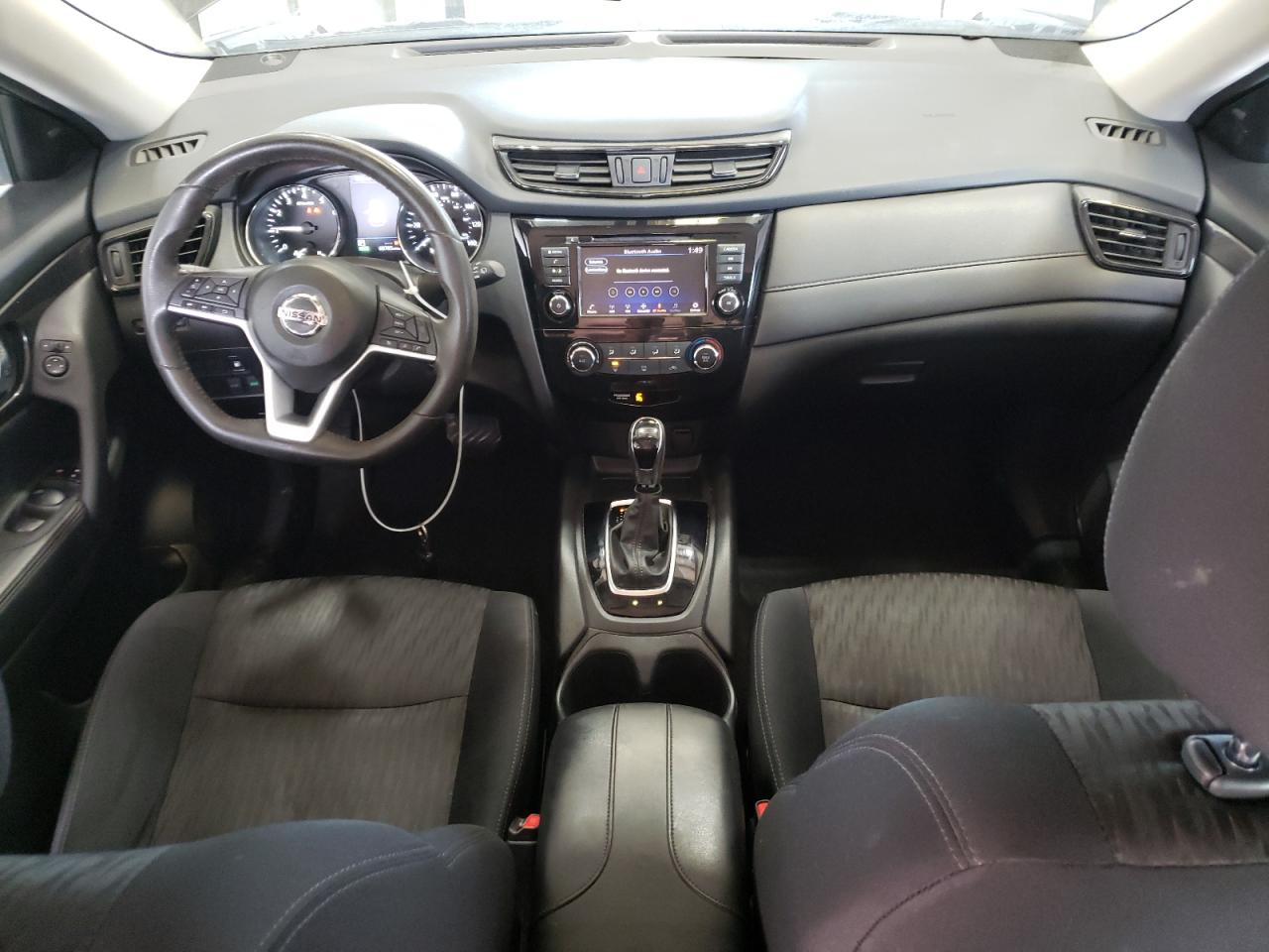 2018 Nissan Rogue - Image 8