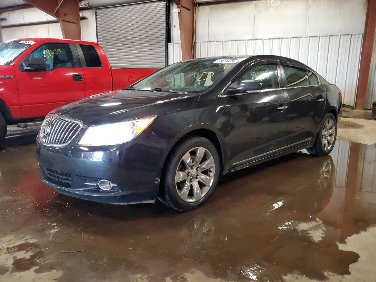 2013 Buick Lacrosse Premium for Sale in Lansing, MI - Side