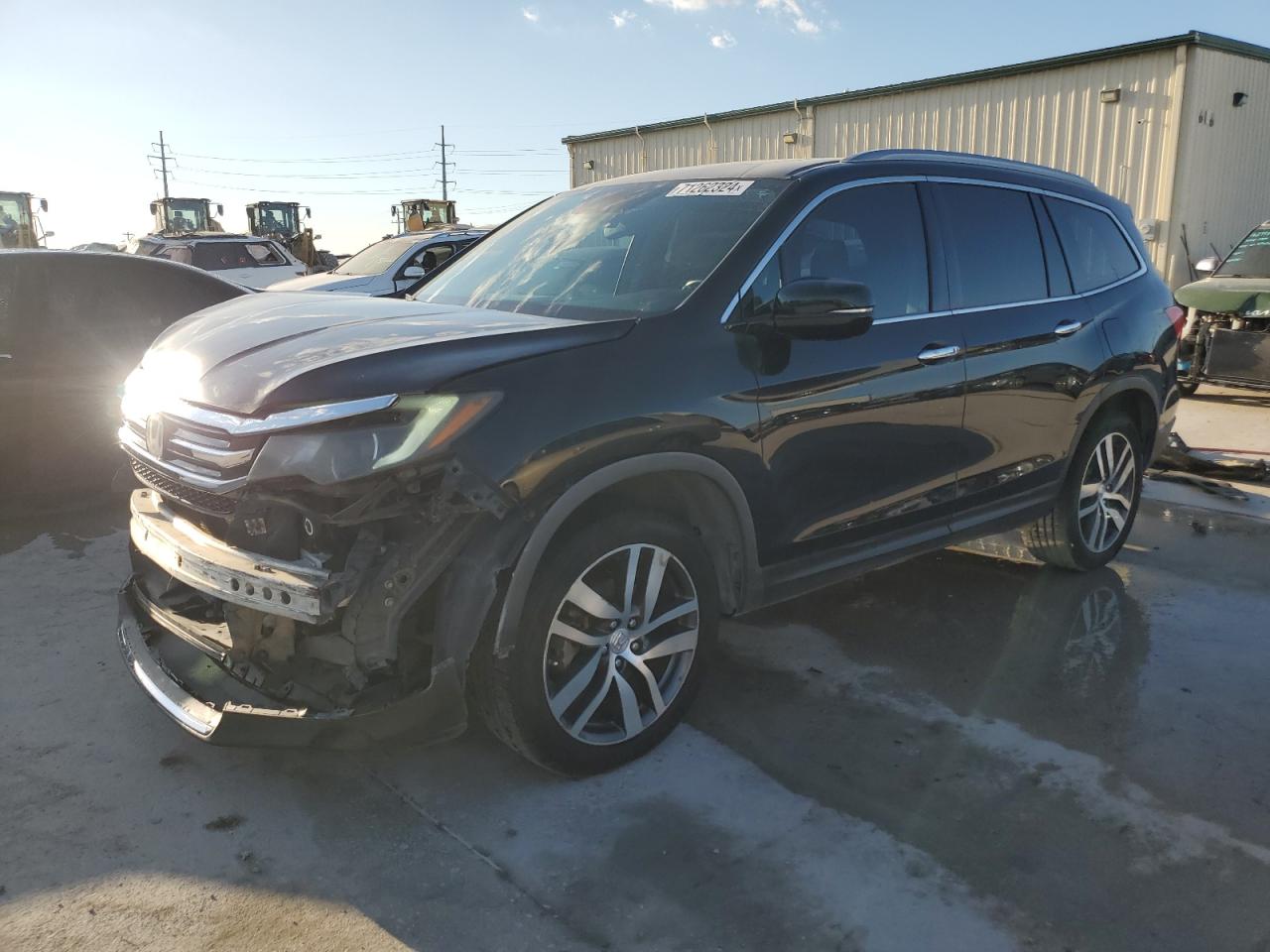 5FNYF6H05GB028087 2016 HONDA PILOT - Image 1