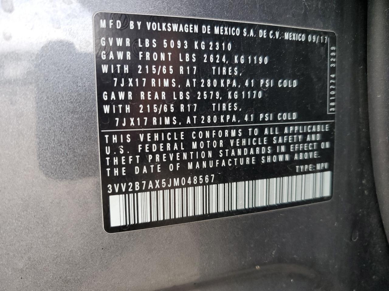 3VV2B7AX5JM048567 2018 Volkswagen Tiguan Se