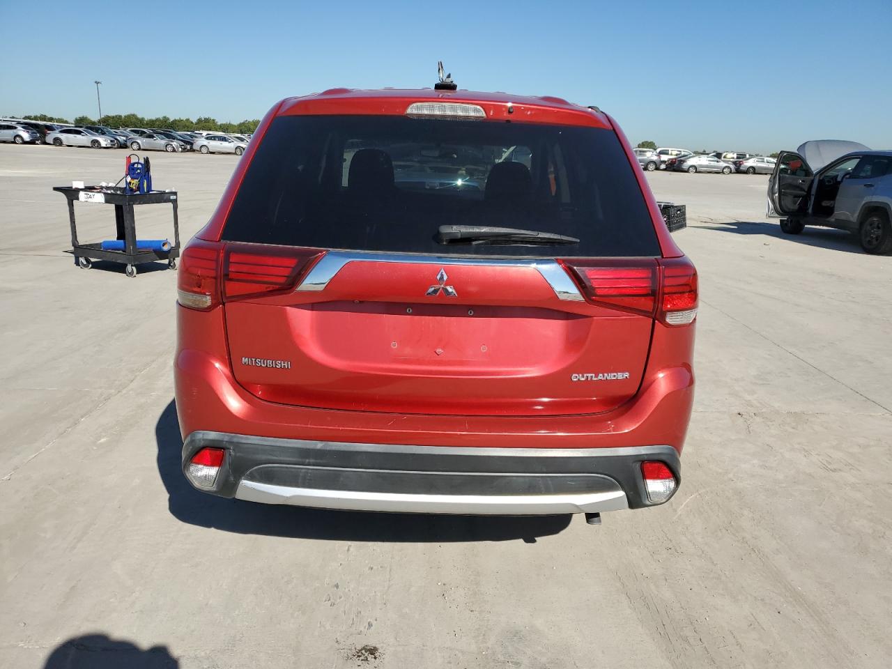 2018 Mitsubishi Outlander Es VIN: JA4AD2A32JZ035272 Lot: 73768214