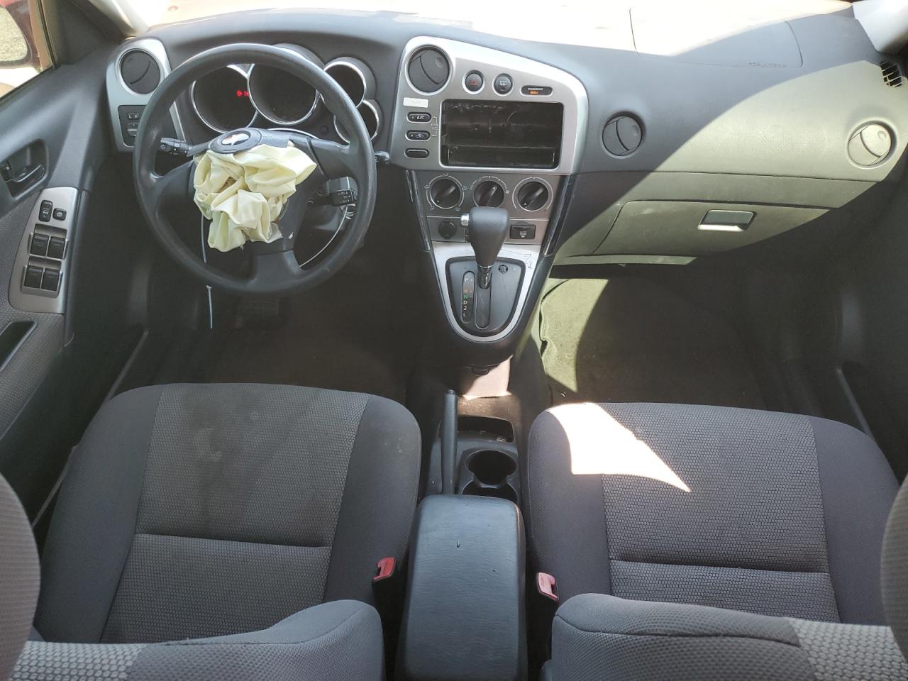 2006 Pontiac Vibe - Image 8