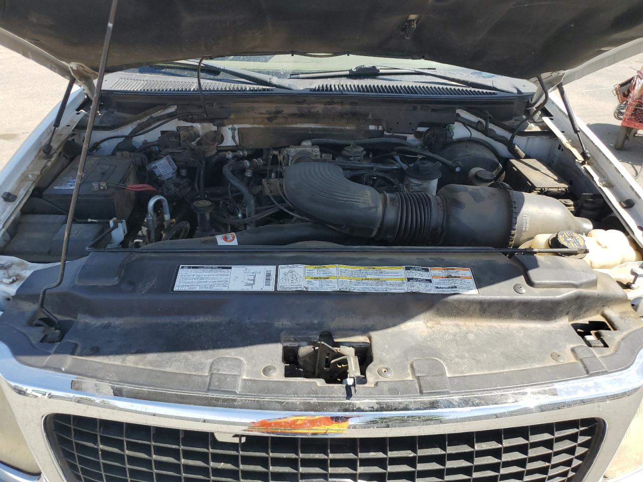 2000 Ford Expedition Xlt VIN: 1FMFU16L2YLC07498 Lot: 71497364