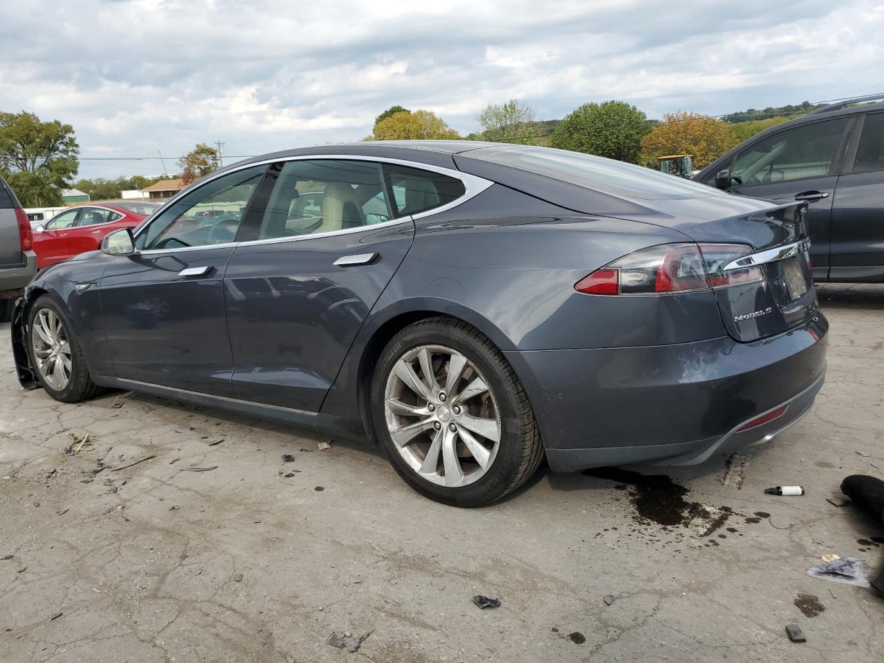 5YJSA1E20FF104794 2015 TESLA MODEL S - Image 2