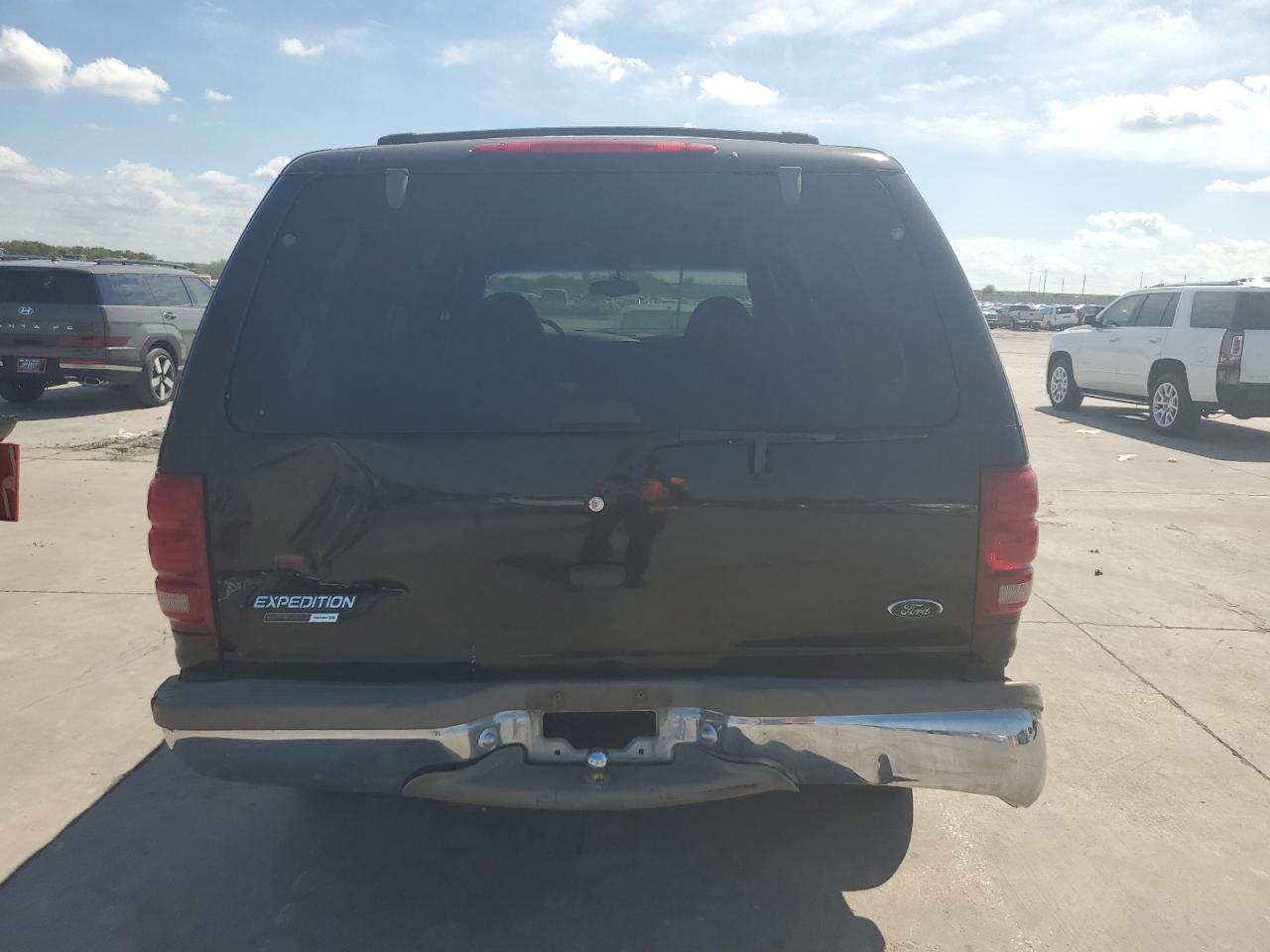 2002 Ford Expedition Eddie Bauer VIN: 1FMRU17L72LA30126 Lot: 73151284