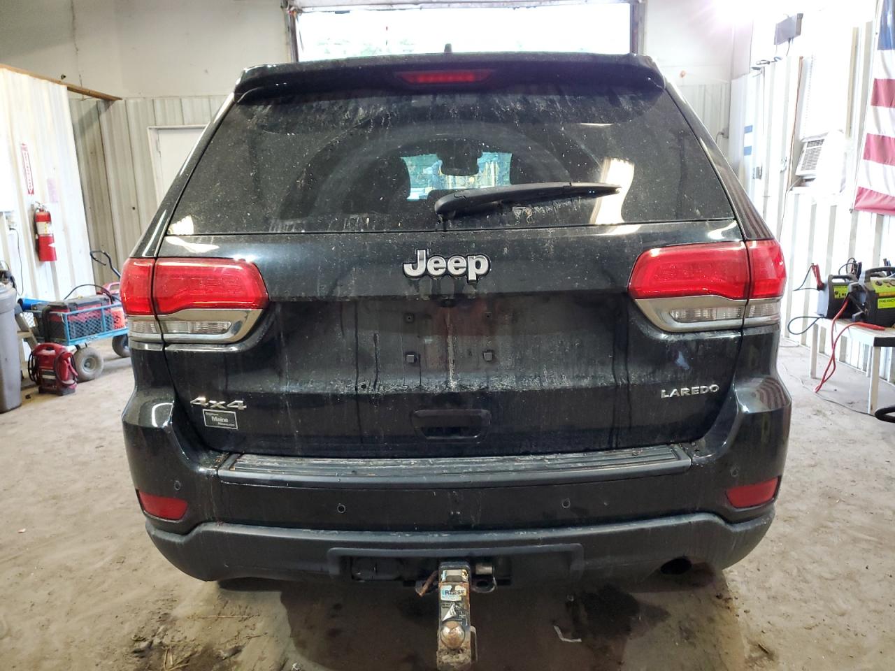 1C4RJFAG3HC754748 2017 Jeep Grand Cherokee Laredo