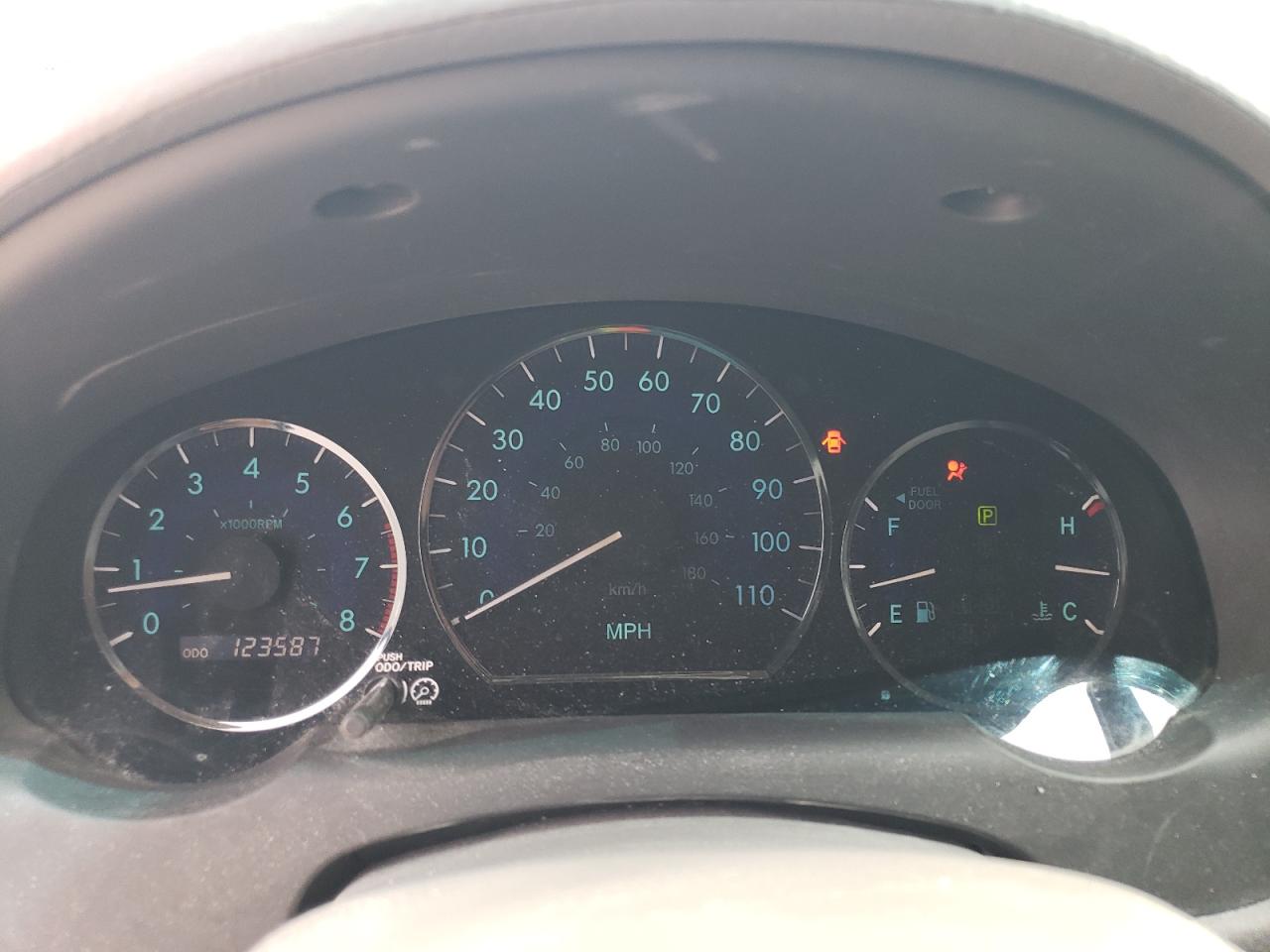 2010 Toyota Sienna - Image 9