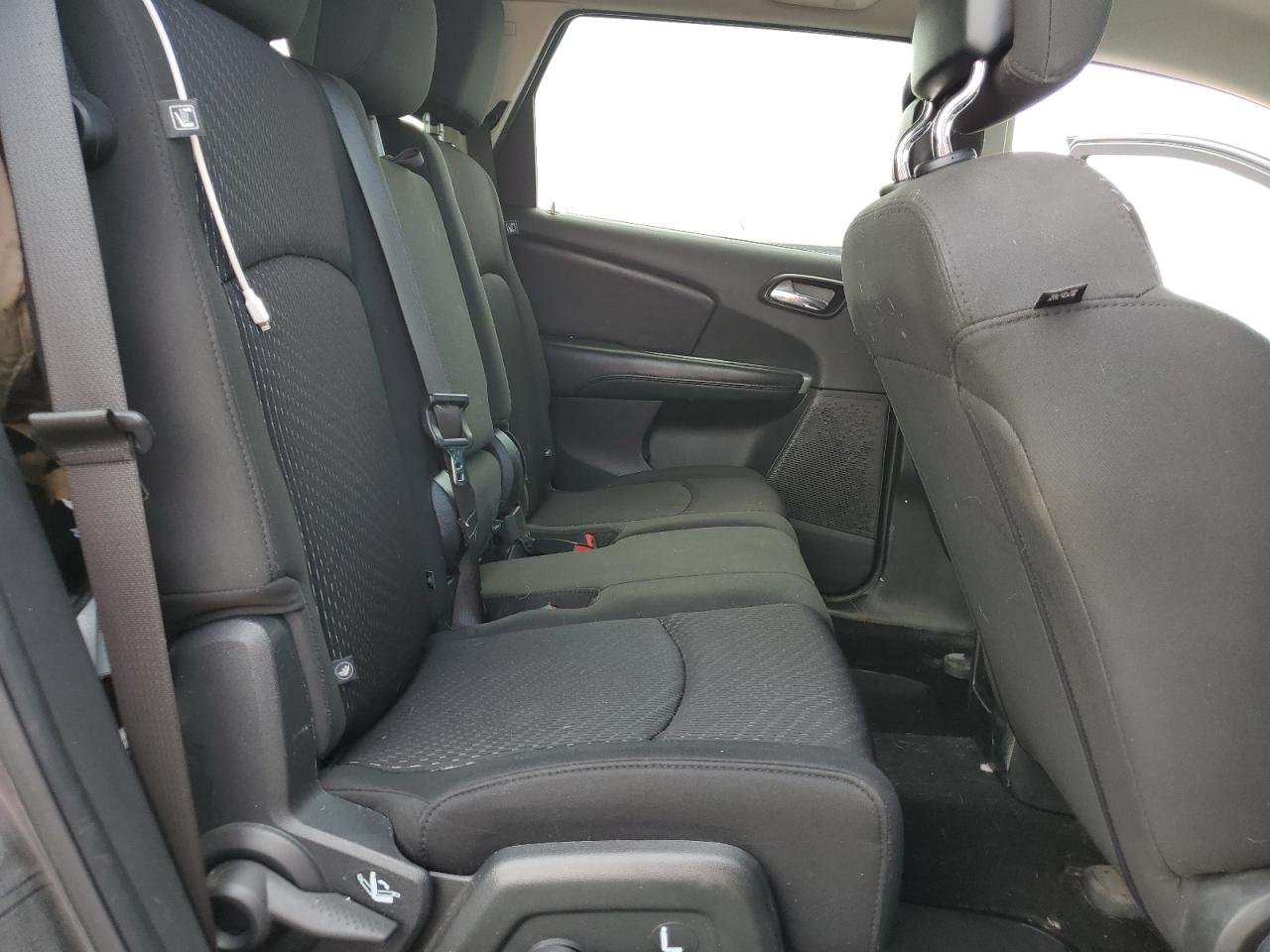 2018 Dodge Journey - Image 11