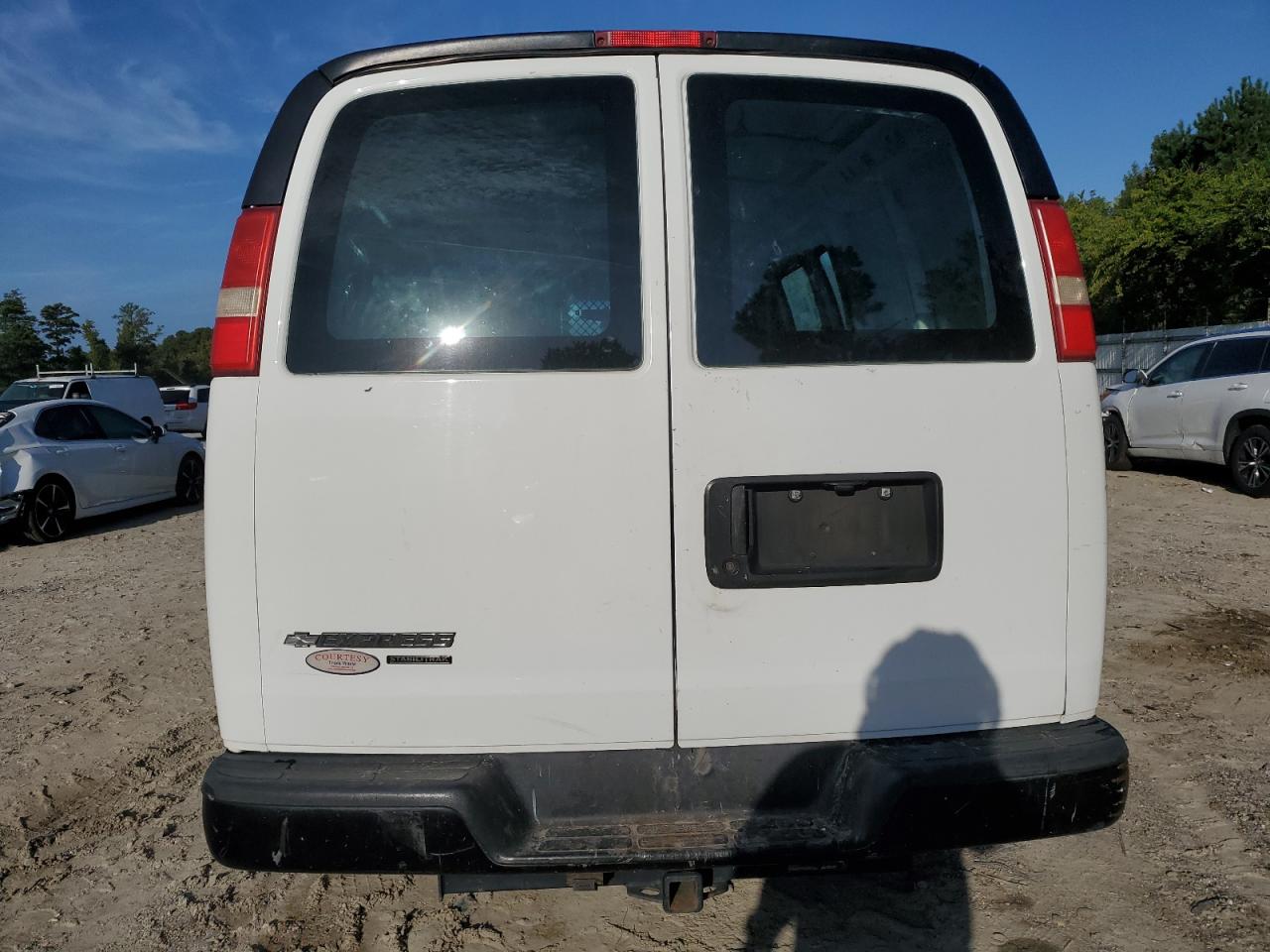 1GCWGFCA7E1184853 2014 Chevrolet Express G2500