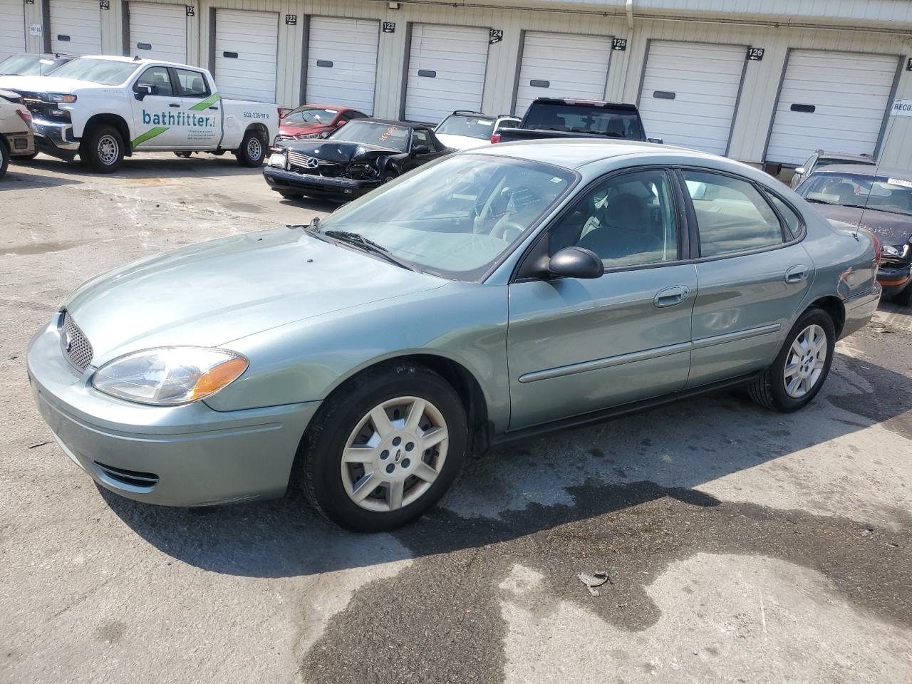 2007 Ford Taurus Se VIN: 1FAFP53U27A203435 Lot: 70683014