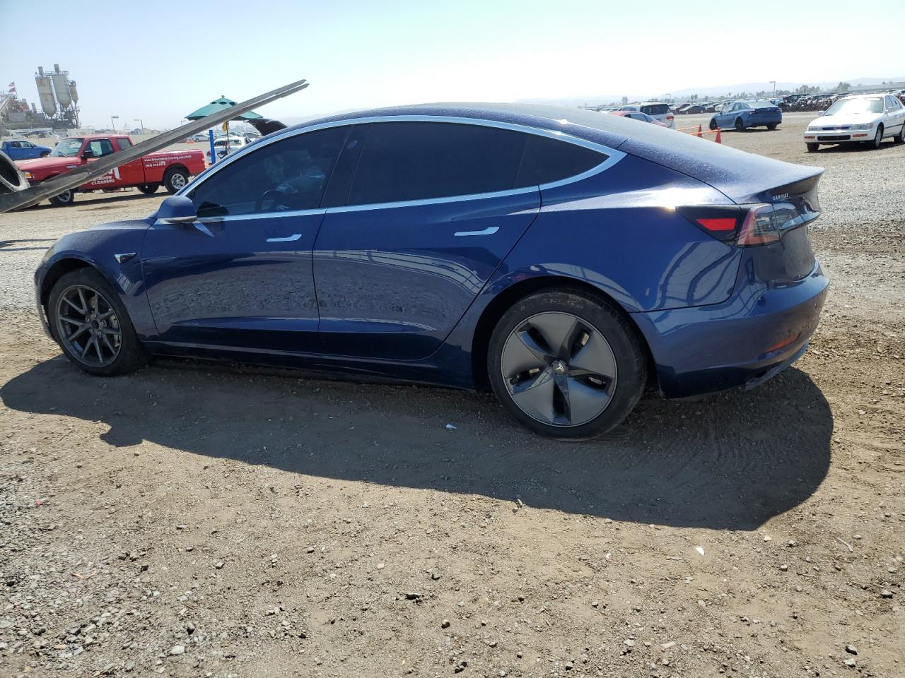 5YJ3E1EA3JF022969 2018 TESLA MODEL 3 - Image 2