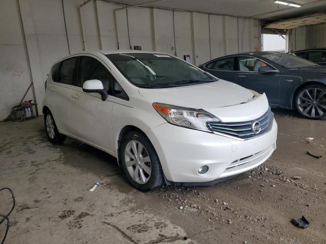 Хетчбеки NISSAN VERSA 2014 Білий