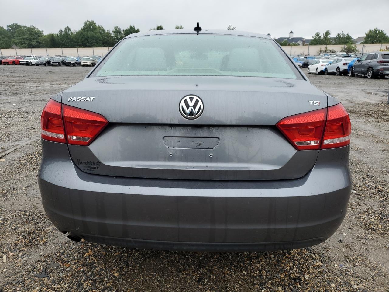 2015 Volkswagen Passat S VIN: 1VWAS7A33FC122193 Lot: 71487924