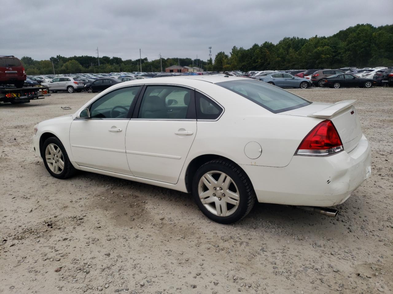 2008 Chevrolet Impala - Image 2