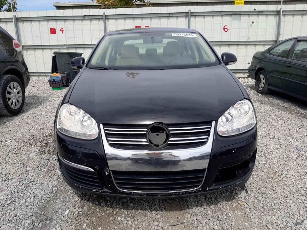 2010 Volkswagen Jetta Limited VIN: 3VWAZ7AJ0AM095438 Lot: 69315684