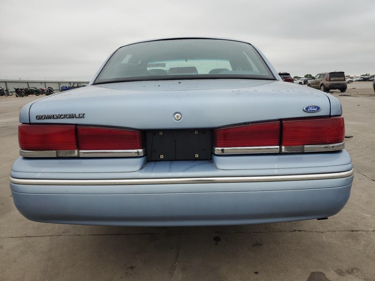 1997 Ford Crown Victoria Lx VIN: 2FALP74W7VX226244 Lot: 71090324