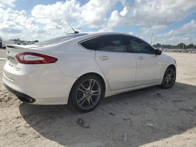 Sedans FORD FUSION 2015 White