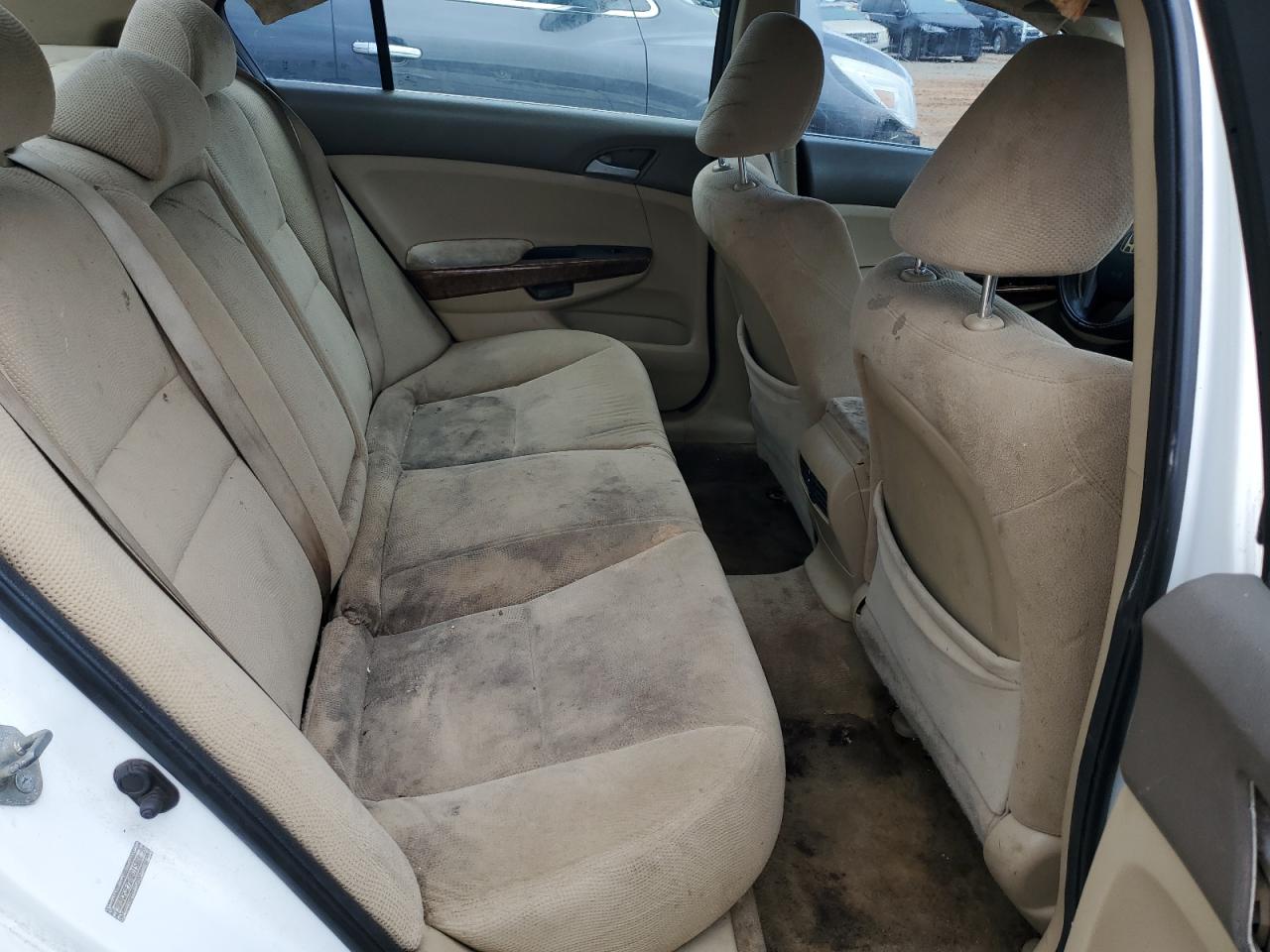2010 Honda Accord - Image 10
