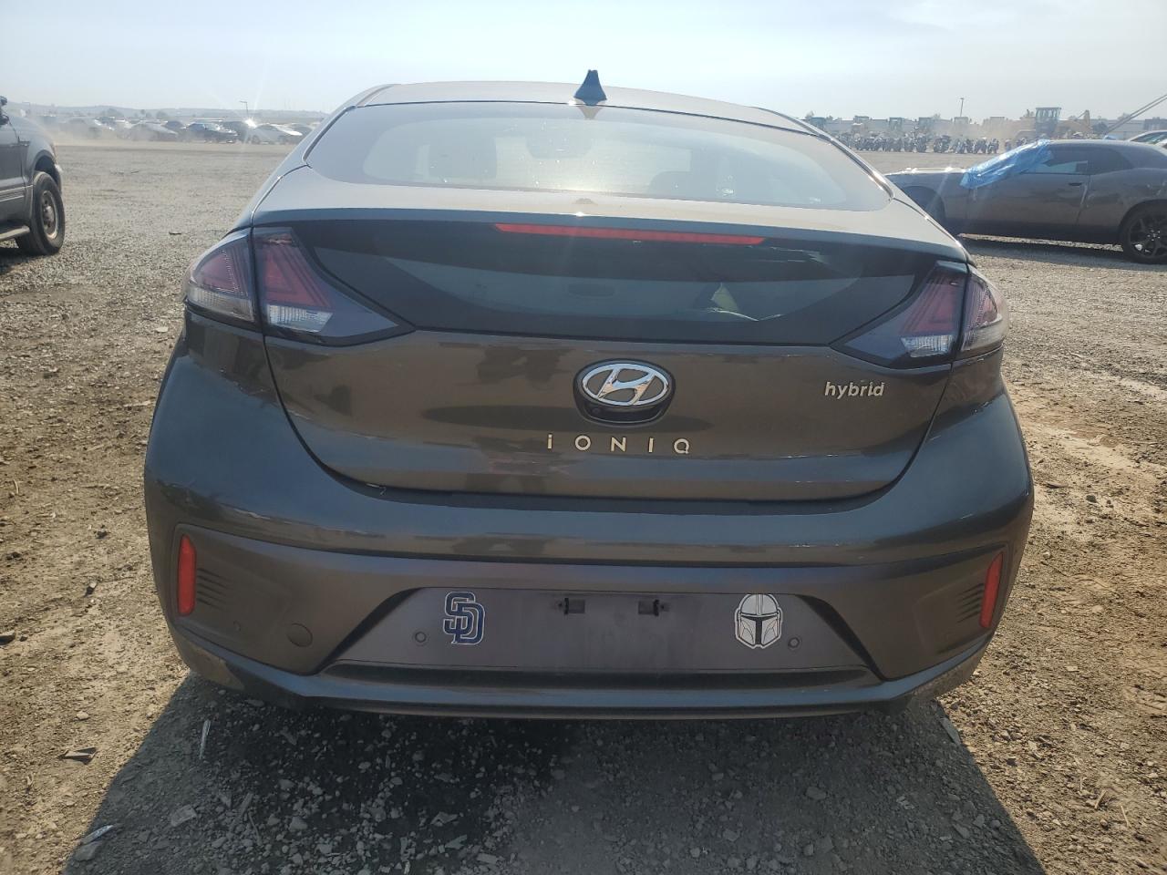 KMHC05LC9NU270999 2022 Hyundai Ioniq Limited