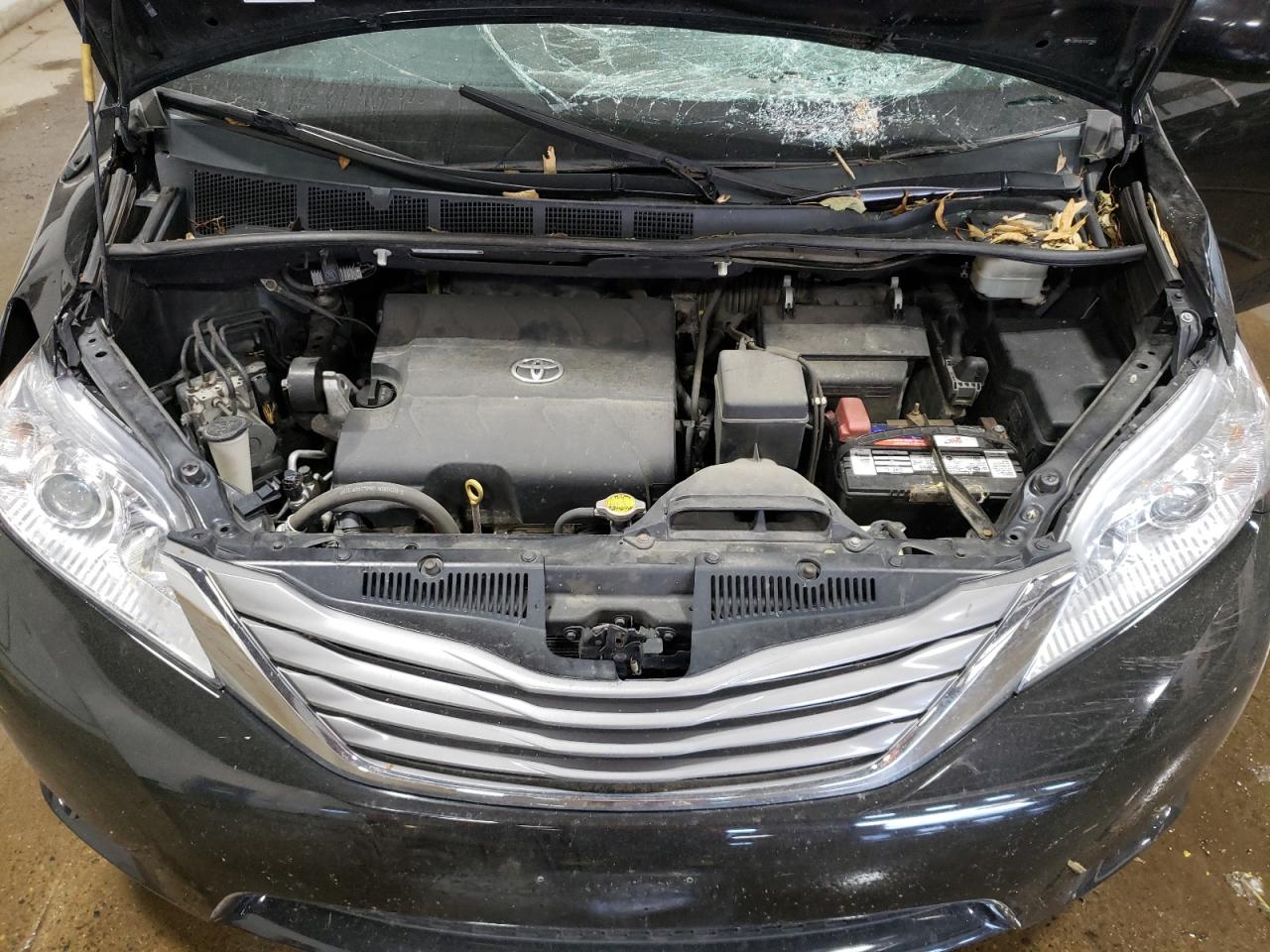 5TDDK3DC7ES073064 2014 Toyota Sienna Xle