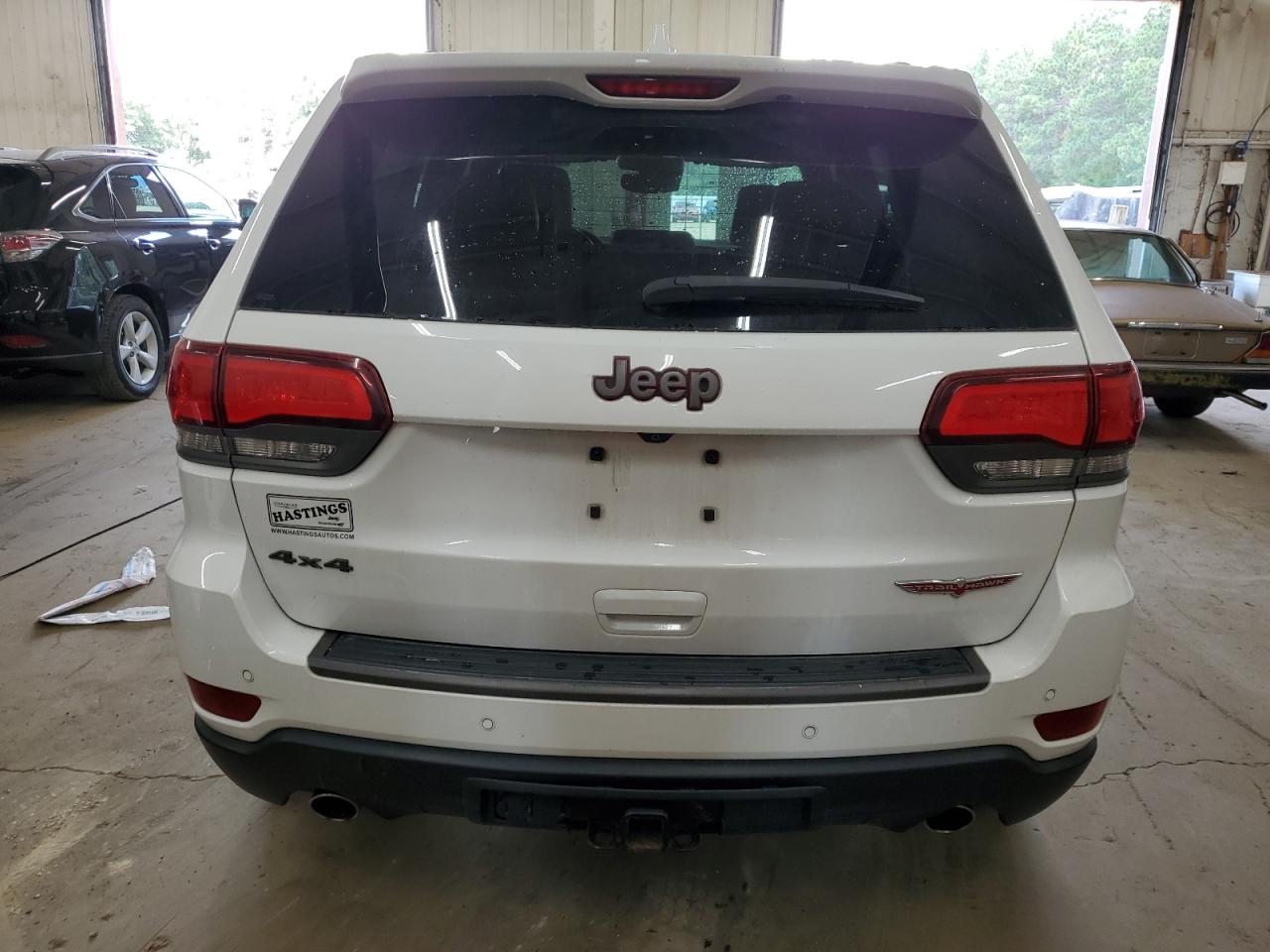 1C4RJFLG9HC631744 2017 Jeep Grand Cherokee Trailhawk