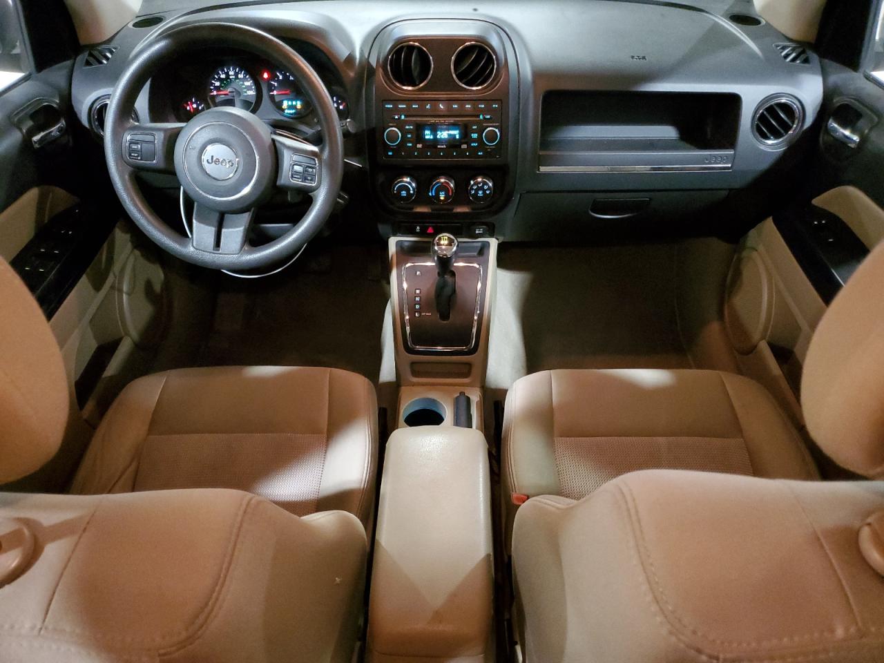 2012 Jeep Compass - Image 8