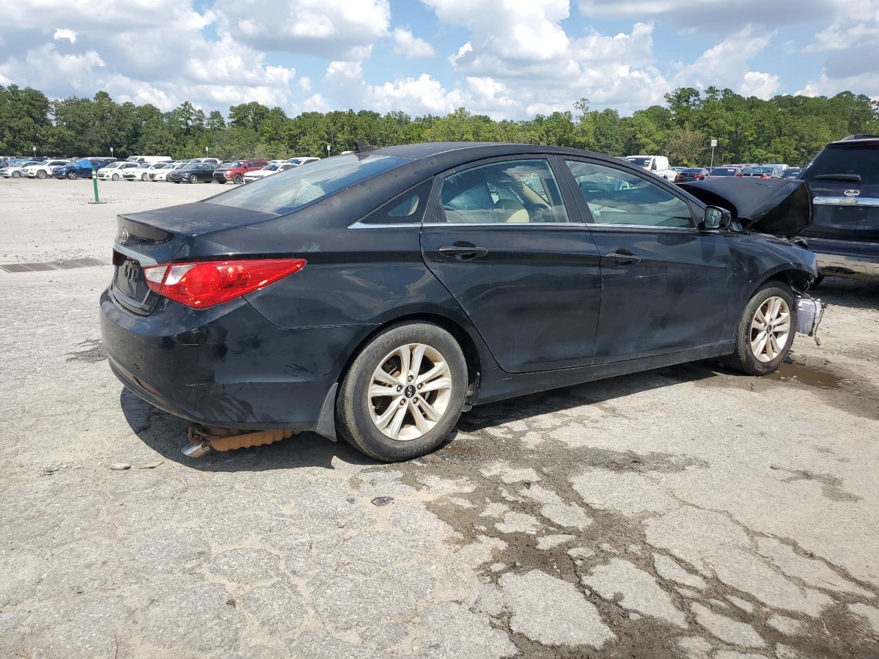 2013 Hyundai Sonata - Image 3