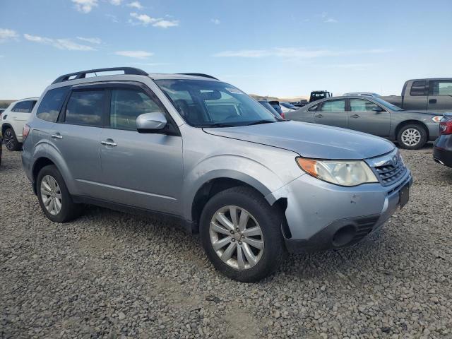 Паркетники SUBARU FORESTER 2012 Сріблястий