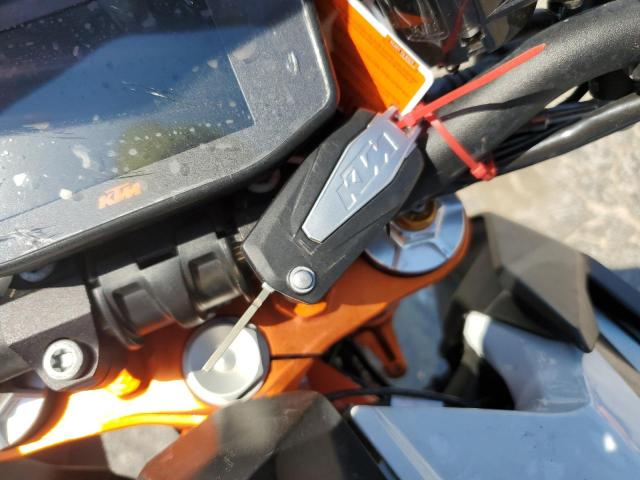  KTM MOTORCYCLE 2019 Два тона