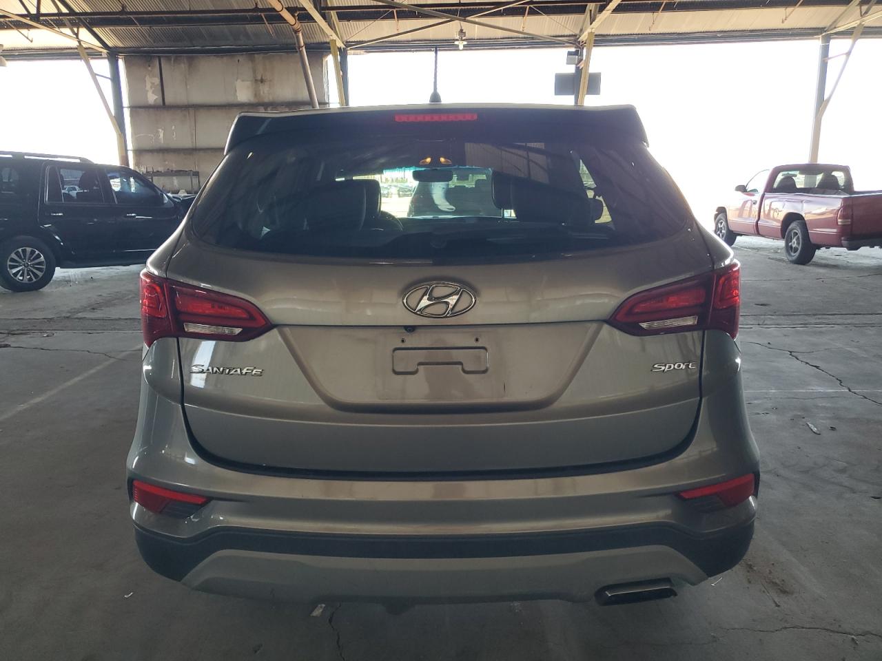 2018 Hyundai Santa Fe Sport VIN: 5XYZT3LB0JG562974 Lot: 70309044