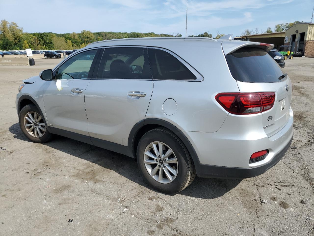 5XYPGDA37KG439316 2019 KIA SORENTO - Image 2