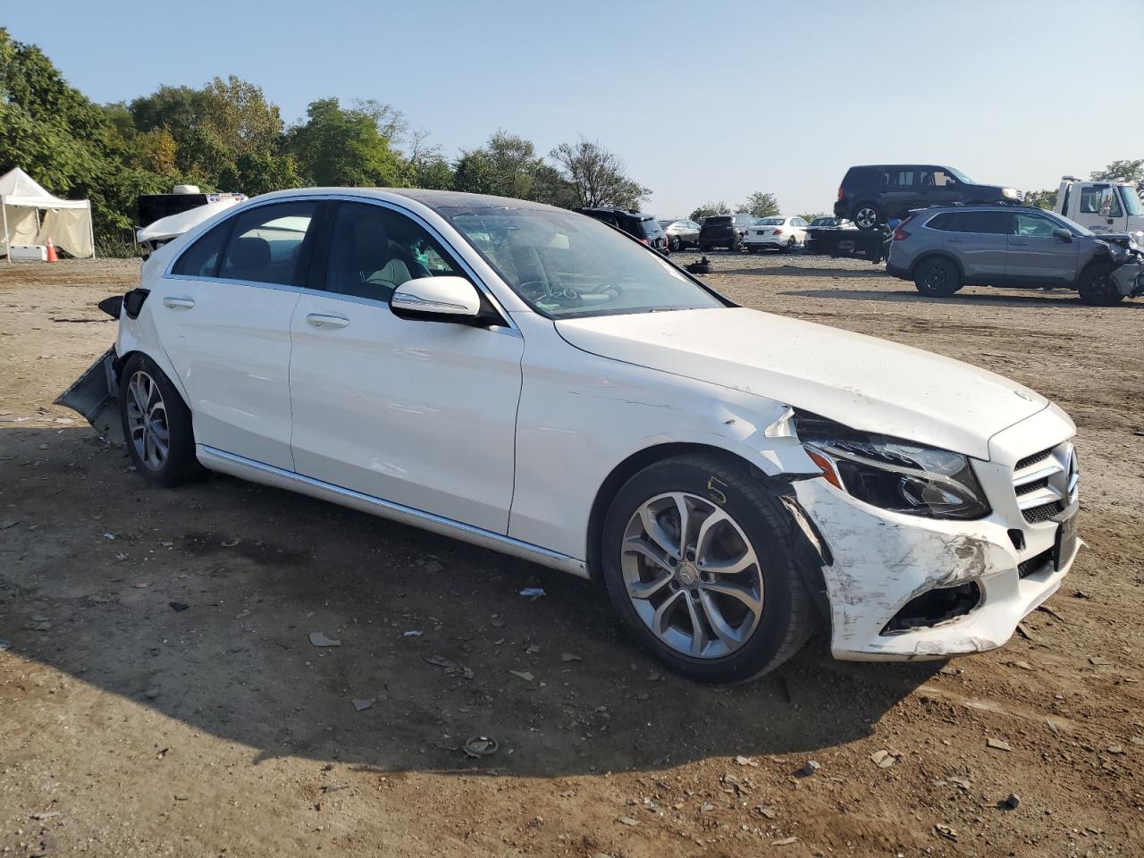 VIN 55SWF4JB1FU065495 2015 MERCEDES-BENZ C-CLASS no.4