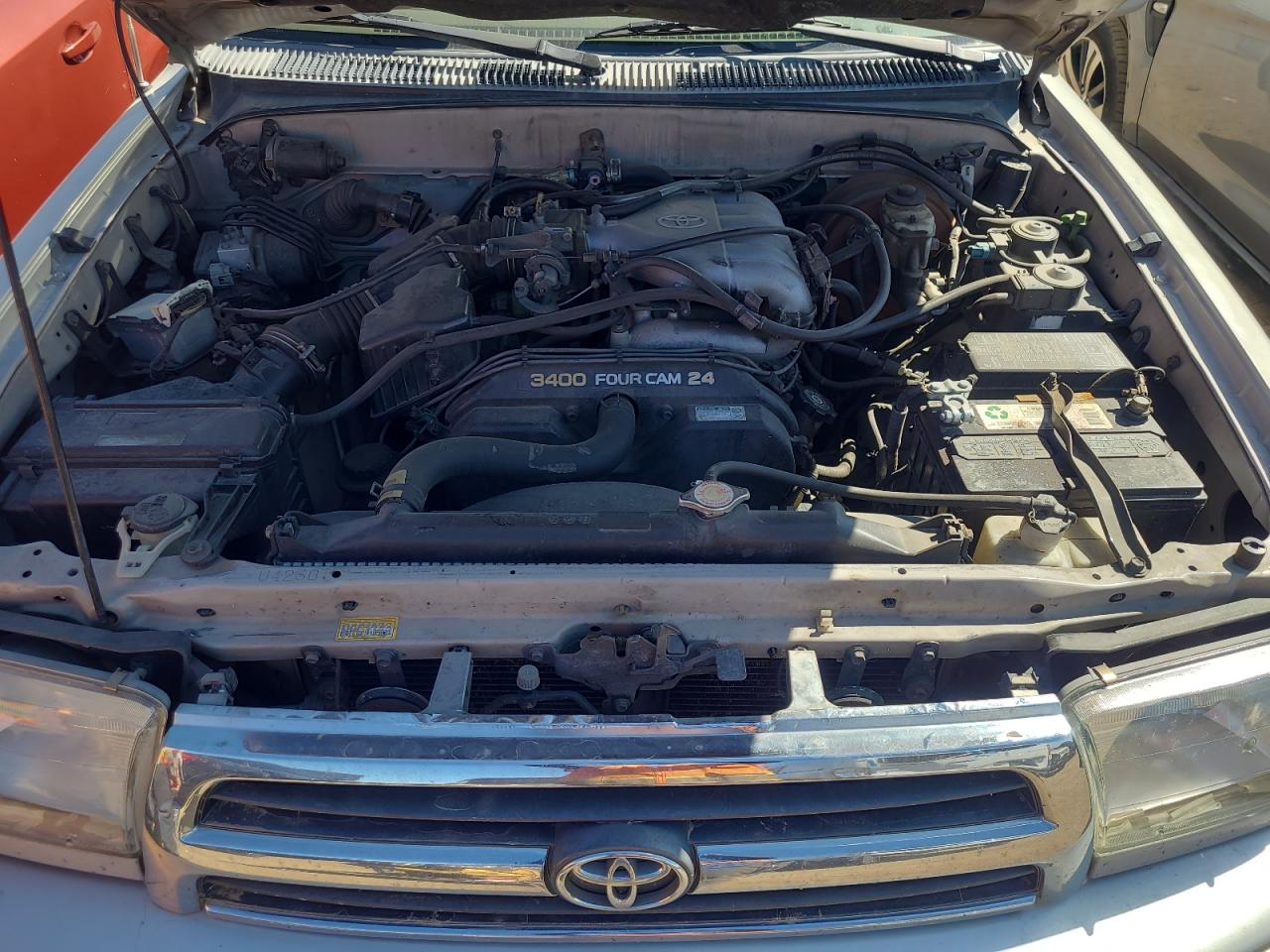 1999 Toyota 4Runner Limited VIN: JT3GN87R1X0106328 Lot: 72559374