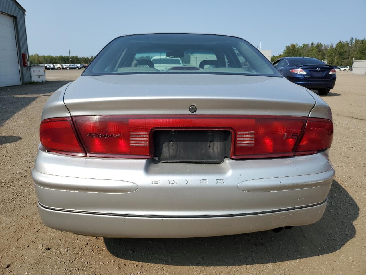 2004 Buick Regal - Image 6