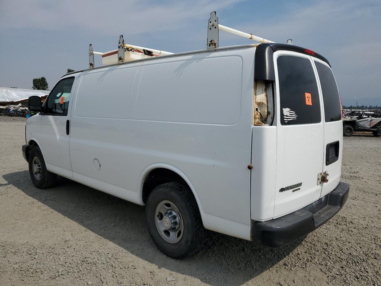 1GCWGAFF0G1250124 2016 Chevrolet Express G2500