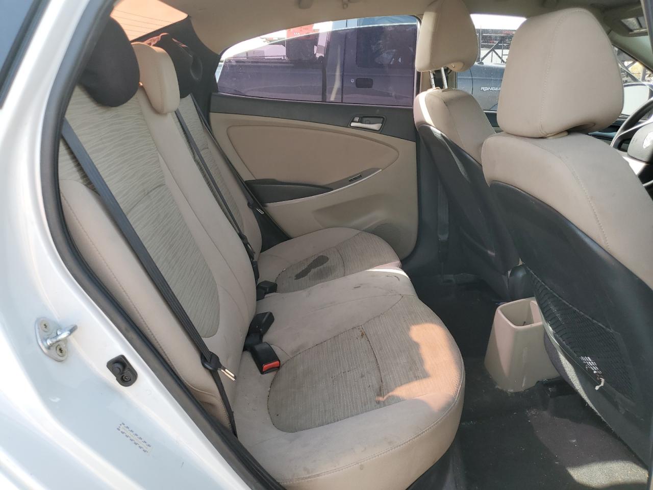 2017 Hyundai Accent - Image 10